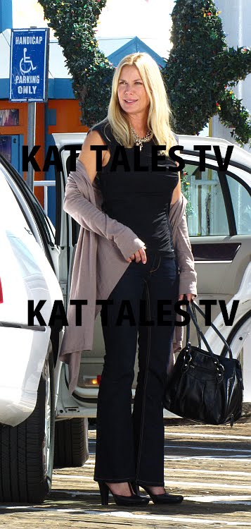 Bold  The Beautiful Brooke Loga...